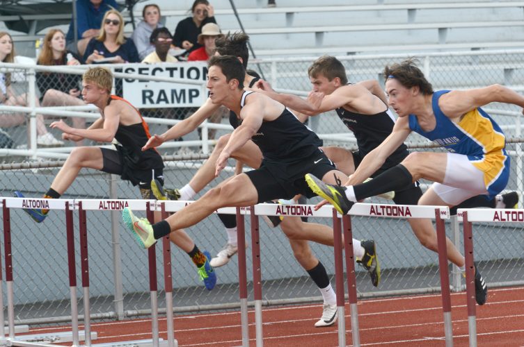CC counts on team for boys victory